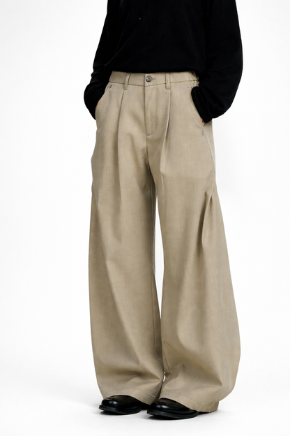 The Pleated Trouser - Sand